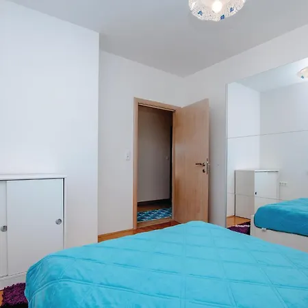 Four-bedroom In Apartmán *