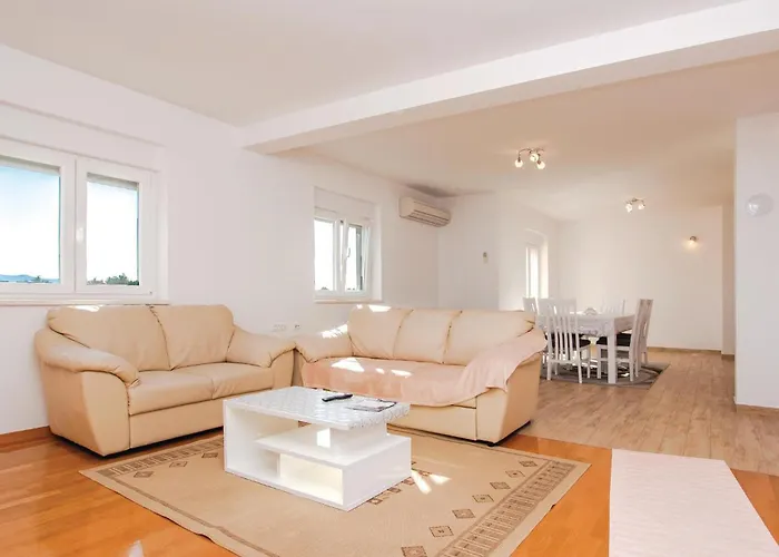 Lejlighed Four-bedroom In