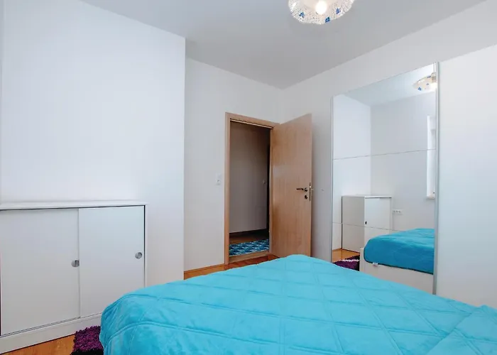 Four-bedroom In Lejlighed *